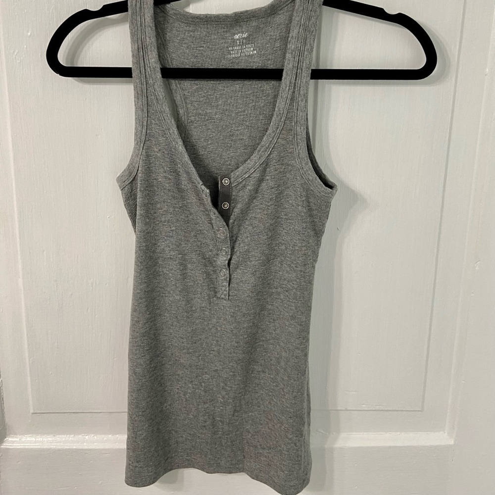 Aerie tank